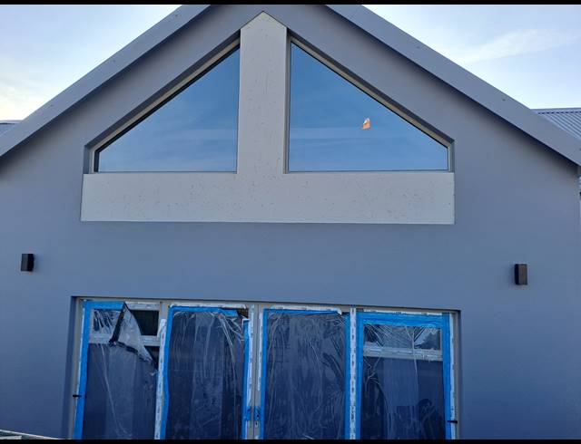 3 BEDROOM HOUSE FOR SALE IN OUTENIQUASBOSCH